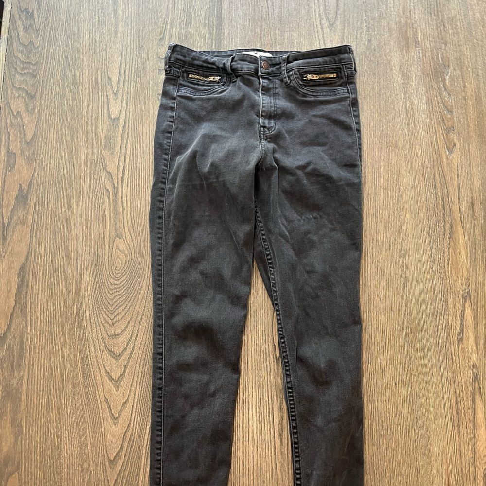 Hollister Black Skinny Jeans Size 5R - Picture 3 of 10